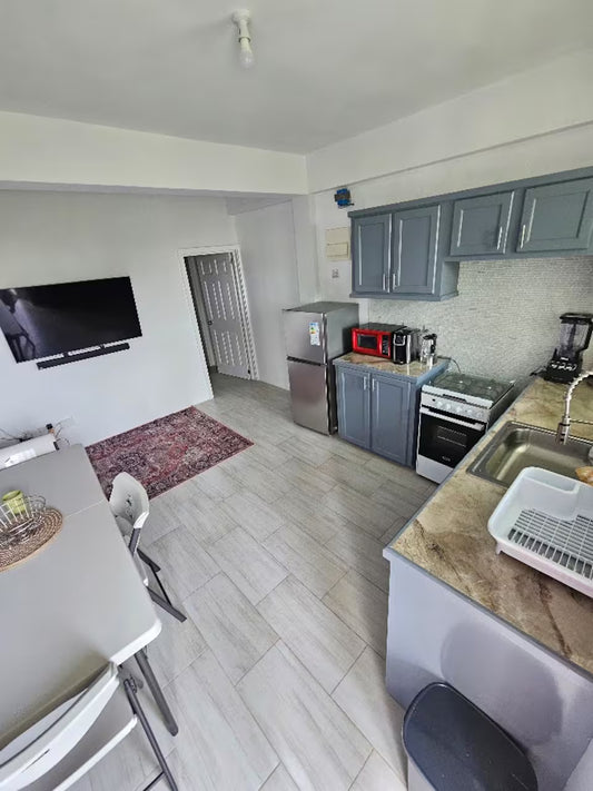 Mountain Breeze Honeymoon Hide away 7 Night Stay