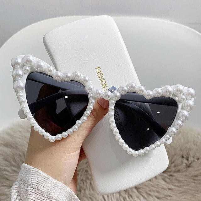 Woah!!! Cat Eye Heart Fashion Sunglasses Aura Restored