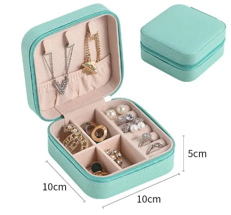 Courtney on Topp Travel Accessories Storage Box Aura Restored