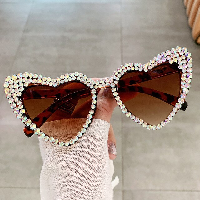 Woah!!! Cat Eye Heart Fashion Sunglasses Aura Restored